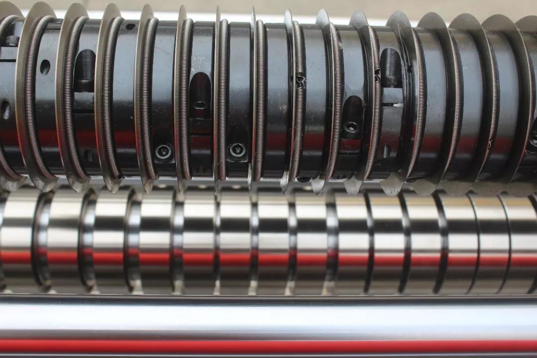 自動(dòng)分切機(jī)有哪些分切方式及調(diào)整方法？