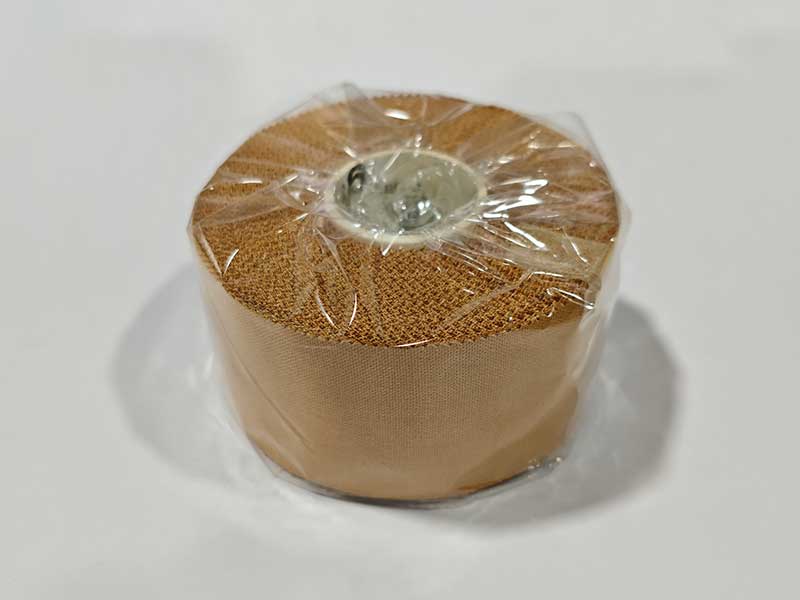 提升產(chǎn)效關(guān)鍵：運(yùn)動(dòng)膠帶分切機(jī)全解析